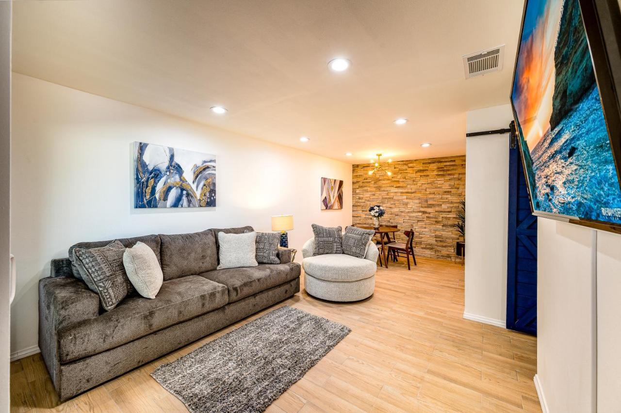 Palm Springs Blue Desert Condo! Bagian luar foto